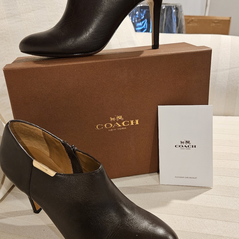 Coach booties - Picture 2 of 6